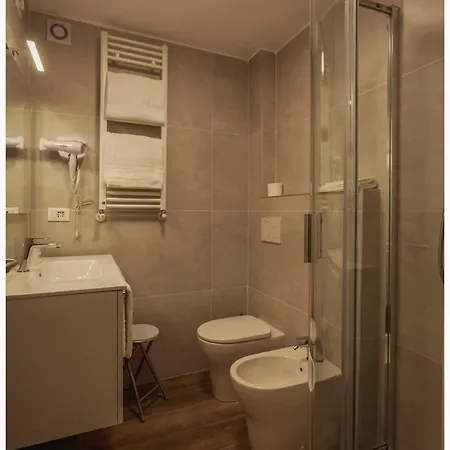 Affittacamere Montale Πανσιόν Montale (Liguria)